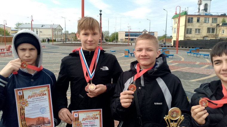 Квест-игра "Под знаменем Отчизны".